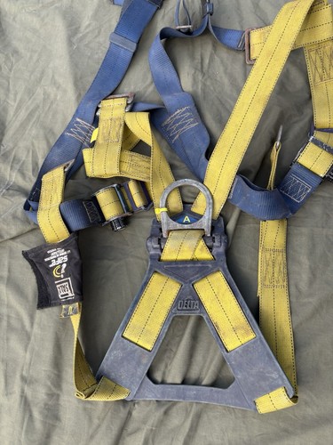 Sala isafe fall harness used - harness,