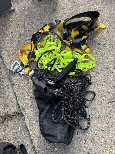 Ppe climbing and laddder geat - and,